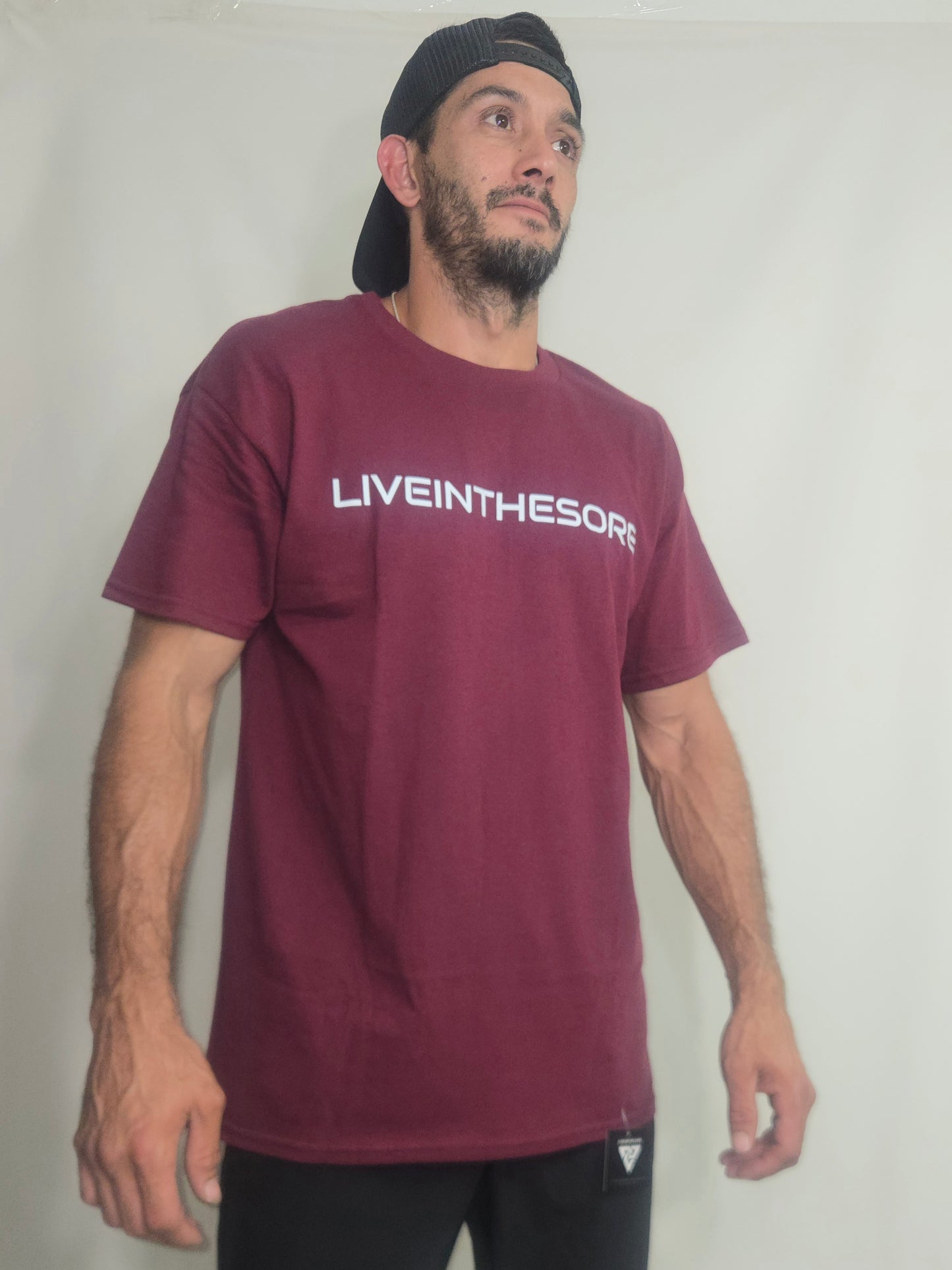 LIVEINTHESORE MAR25' CLASSIC T