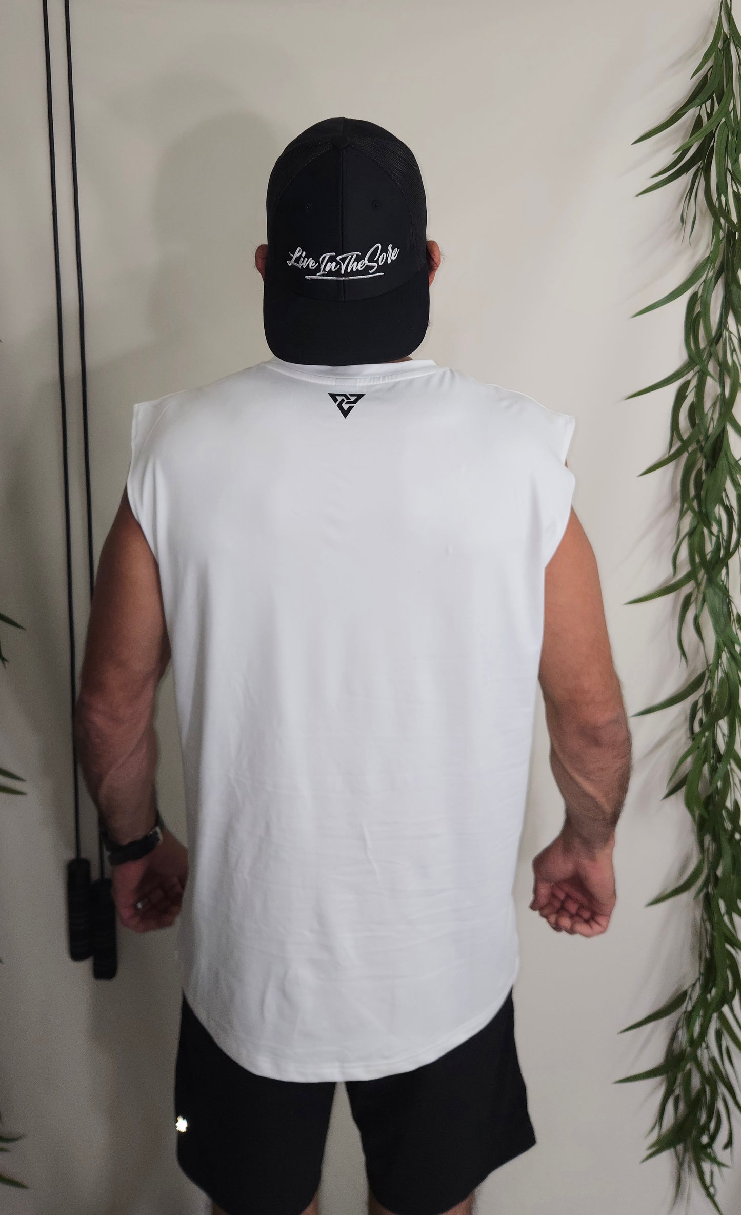 LIVEINTHESORE MUSCLE TANK